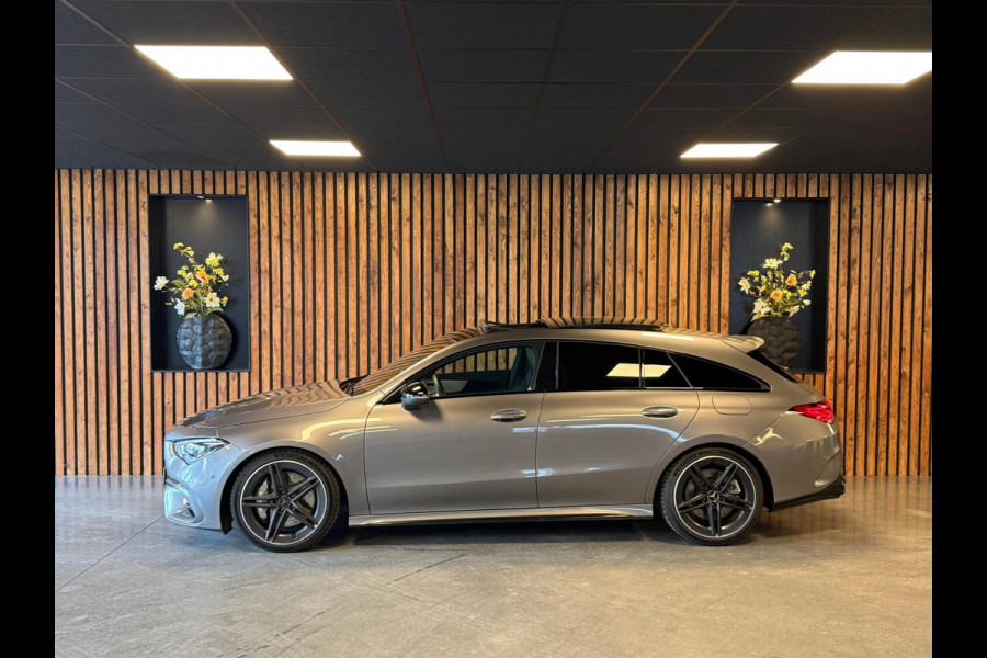 Mercedes-Benz CLA-Klasse Shooting Brake AMG 45 4MATIC+ Premium Plus / BTW / Pano / 360 Camera / Burmester / Trekhaak /