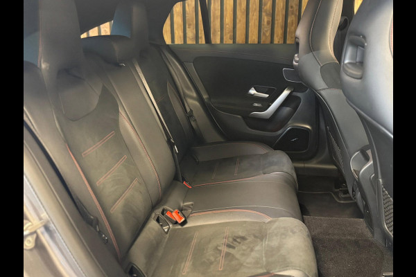 Mercedes-Benz CLA-Klasse Shooting Brake AMG 45 4MATIC+ Premium Plus / BTW / Pano / 360 Camera / Burmester / Trekhaak /