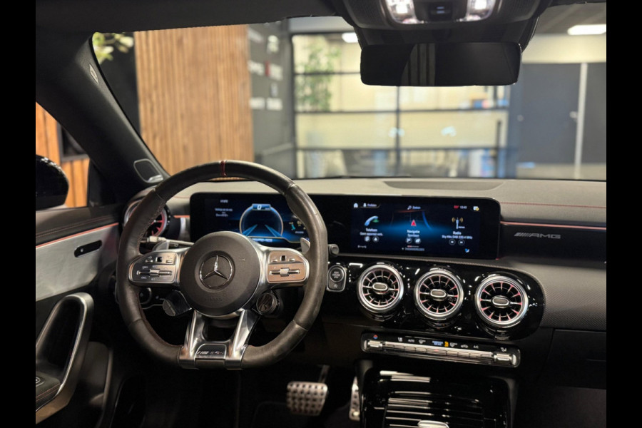Mercedes-Benz CLA-Klasse Shooting Brake AMG 45 4MATIC+ Premium Plus / BTW / Pano / 360 Camera / Burmester / Trekhaak /