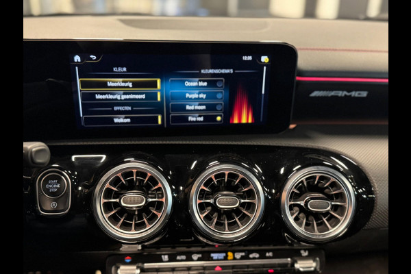 Mercedes-Benz CLA-Klasse Shooting Brake AMG 45 4MATIC+ Premium Plus / BTW / Pano / 360 Camera / Burmester / Trekhaak /