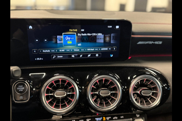 Mercedes-Benz CLA-Klasse Shooting Brake AMG 45 4MATIC+ Premium Plus / BTW / Pano / 360 Camera / Burmester / Trekhaak /