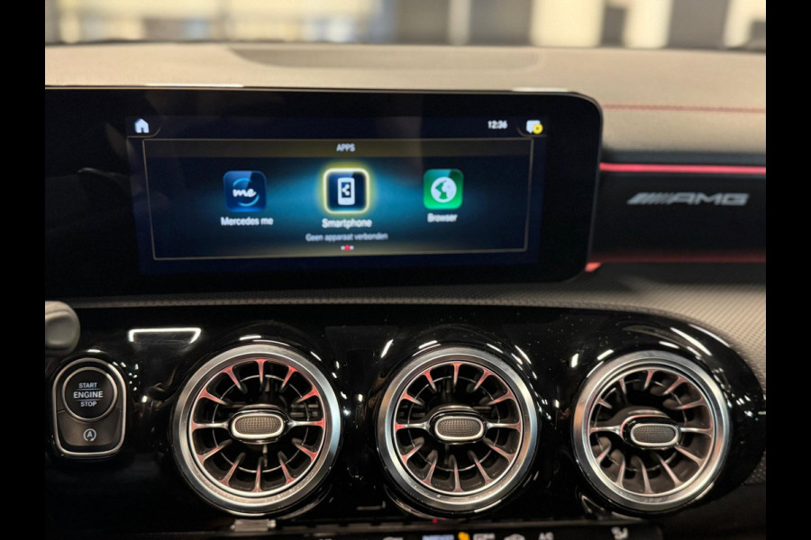 Mercedes-Benz CLA-Klasse Shooting Brake AMG 45 4MATIC+ Premium Plus / BTW / Pano / 360 Camera / Burmester / Trekhaak /