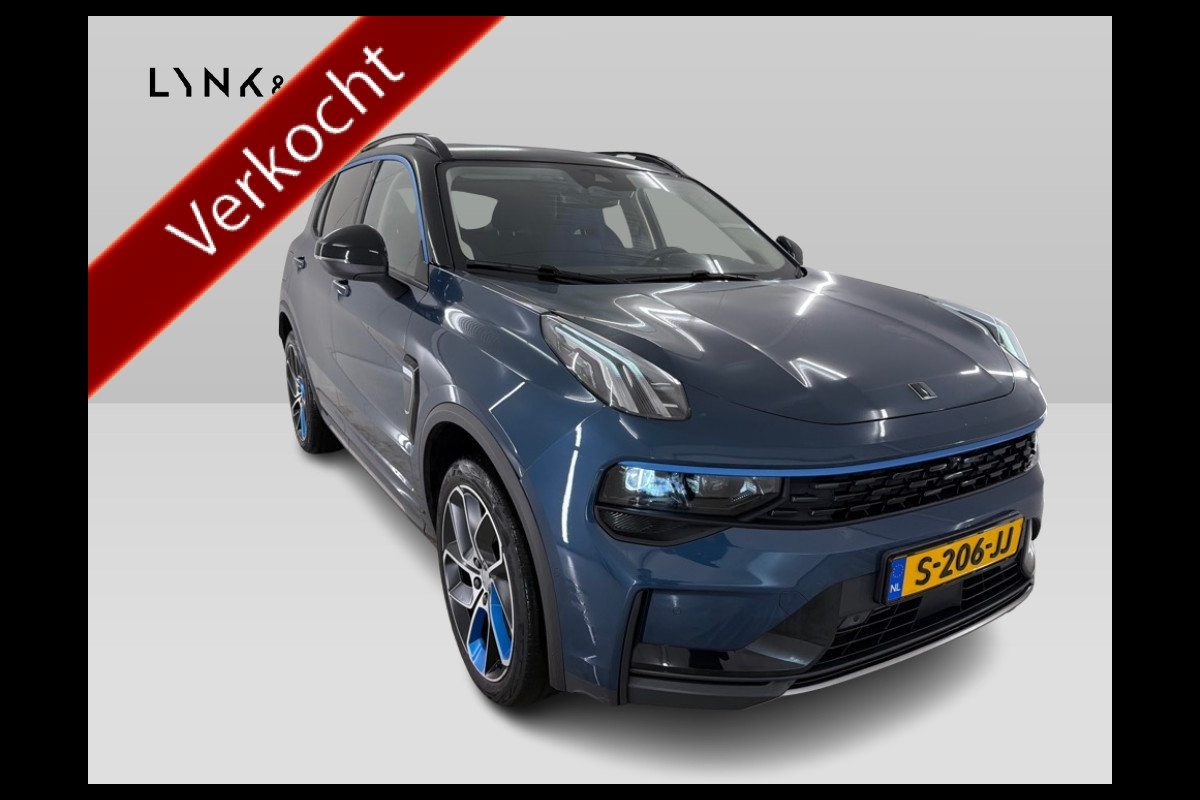 Lynk & Co 01 1.5 262pk PHEV 360°cam Carplay Android 1Eig
