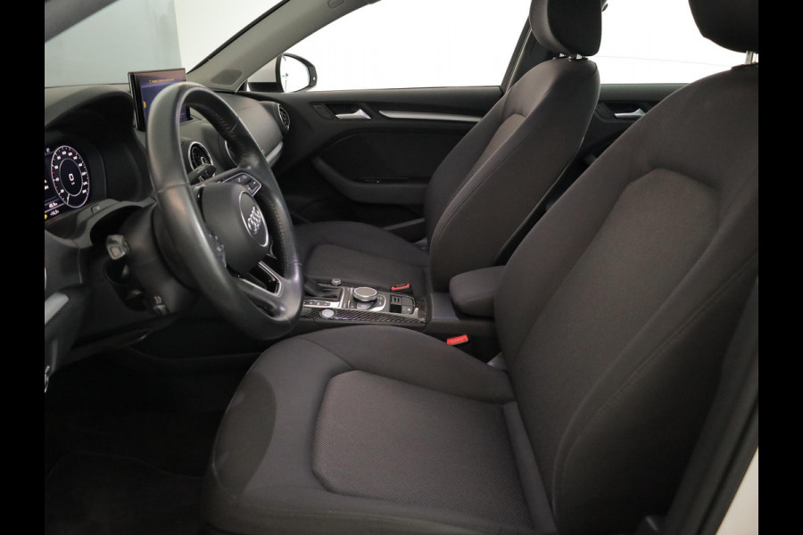 Audi A3 Sportback 1.4 e-tron Sport 204pk | Parksensors| Camera| 17'LM-velgen | verwarmde voorstoelen