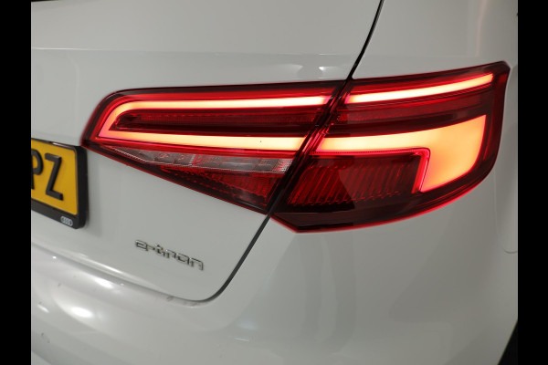 Audi A3 Sportback 1.4 e-tron Sport 204pk | Parksensors| Camera| 17'LM-velgen | verwarmde voorstoelen
