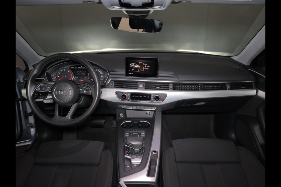 Audi A4 Avant 35 TFSI Sport Lease Edition 150pk | Navigatie | 17 inch Lichtmetalen velgen | Climatronic |   Sportstoelen | Parkeersensoren achter