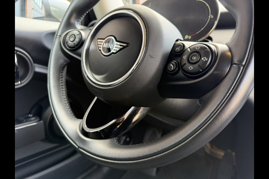 MINI 1.5 / Navigatie / Alarm Klasse 3 / 1e Eigenaar / NED-MINI / Business-Pakket / ALL-Season / LED-mistlampen /