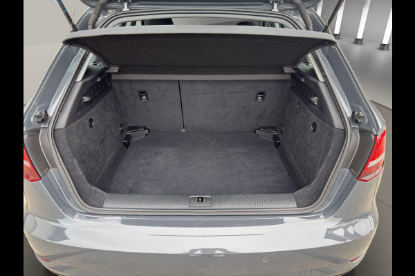 Audi A3 Sportback 30 TFSI | Navi | Parkeersensors V+A | Airco (automatisch) | 16"| Bluetooth |