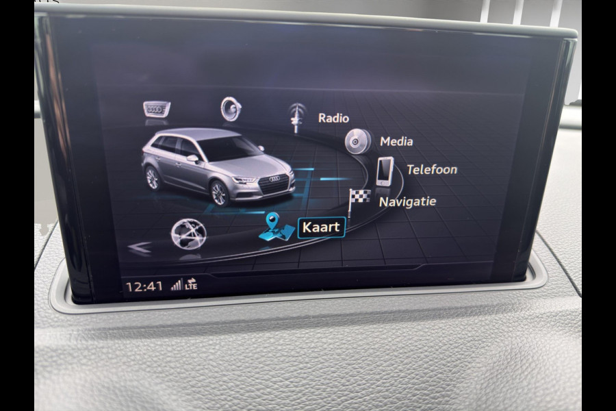 Audi A3 Sportback 30 TFSI | Navi | Parkeersensors V+A | Airco (automatisch) | 16"| Bluetooth |