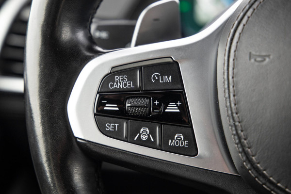 BMW X5 xDrive45e High Executive SKYLOUNGE / LASER / 4WIELSTURING / DIMAND POOK / LEDER / MAXTON / M PAKKET