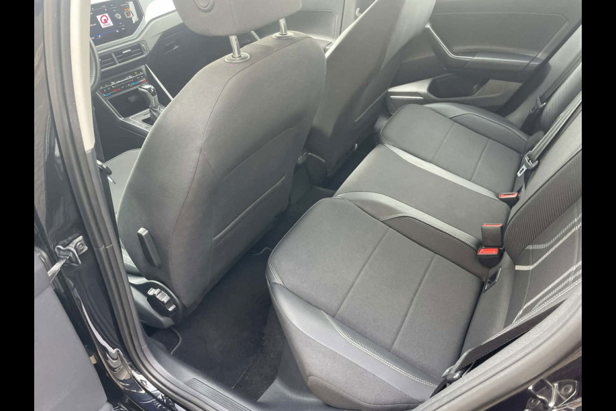 Volkswagen Taigo 1.0 TSI R-Line Business 'Ruby Red' / stoelverwarming / CarPlay