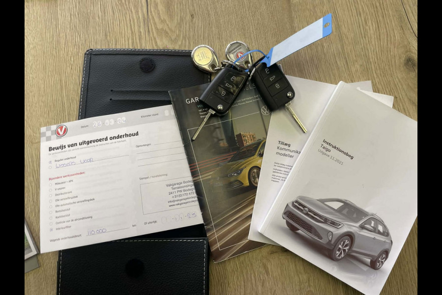 Volkswagen Taigo 1.0 TSI R-Line Business 'Ruby Red' / stoelverwarming / CarPlay