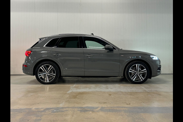 Audi Q5 55 TFSI e Quattro Competition | PANO | S--LINE | NARDO | TREKHAAK | LUCHTVERING