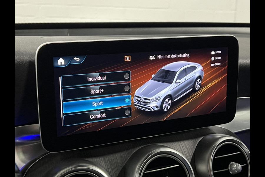 Mercedes-Benz GLC Coupé 300 4MATIC AMG Open dak | Burmester | Sfeerverlichting | Stuur-/stoelverwarming | Achteruitrij camera | Carplay