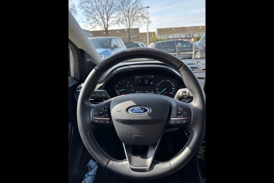 Ford Puma 1.0 EcoBoost Hybrid Titanium 125pk Trekhaak | Cruise control | Apple Carplay,Android auto | Lichtmetalen velgen