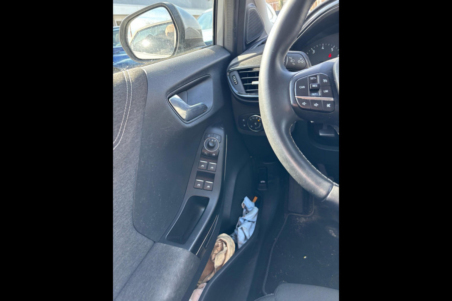 Ford Puma 1.0 EcoBoost Hybrid Titanium 125pk Trekhaak | Cruise control | Apple Carplay,Android auto | Lichtmetalen velgen