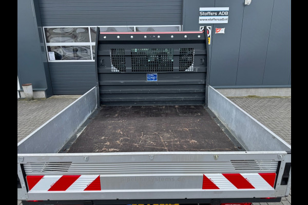 Ford Transit 350 2.0 TDCI L2H1 DC Trend 4WD | Open laadbak | Bluetooth | Kunstleder | 7-pers | Cruise| Radio | Airco | AWD 4x4