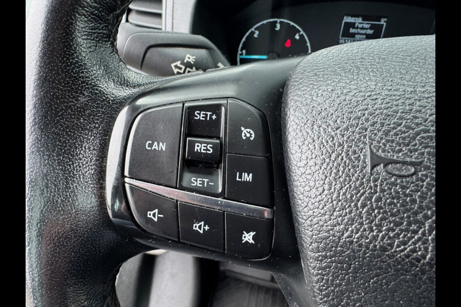 Ford Transit 350 2.0 TDCI L2H1 DC Trend 4WD | Open laadbak | Bluetooth | Kunstleder | 7-pers | Cruise| Radio | Airco | AWD 4x4