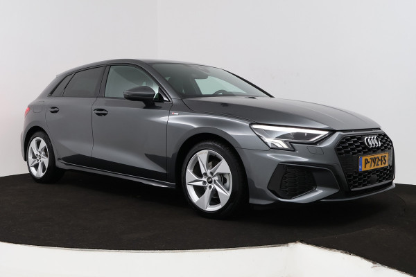 Audi A3 Sportback 30 TFSI S edition (DIGITALE COCKPIT, CRUISE CONTROL ADAPTIEF, NAVIGATIE, PARKEERSENSOREN)