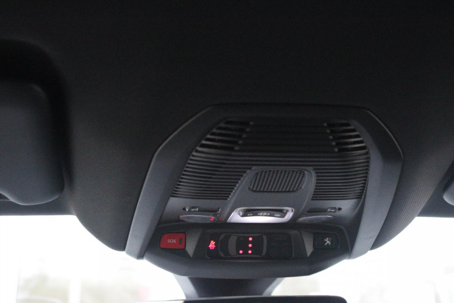 Peugeot 3008 1.6 HYbrid4 300PK GT PACK BUSINESS | CAMERA VOOR + ACHTER | APPLE CARPLAY/ANDROID AUTO | ELEKTRISCH BEDIENBARE ACHTERKLEP | ADAPTIVE CRUISE CONTROL | 18" LICHTMETALEN VELGEN | FULL LED KOPLAMPEN | DODEHOEK BEWAKING | CLIMATE CONTROL | NAVIGATIE | DAB+ RADIO | KEYLESS ENTRY/START |