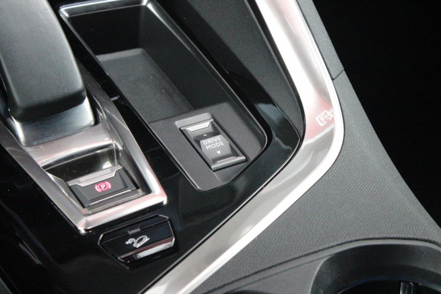 Peugeot 3008 1.6 HYbrid4 300PK GT PACK BUSINESS | CAMERA VOOR + ACHTER | APPLE CARPLAY/ANDROID AUTO | ELEKTRISCH BEDIENBARE ACHTERKLEP | ADAPTIVE CRUISE CONTROL | 18" LICHTMETALEN VELGEN | FULL LED KOPLAMPEN | DODEHOEK BEWAKING | CLIMATE CONTROL | NAVIGATIE | DAB+ RADIO | KEYLESS ENTRY/START |