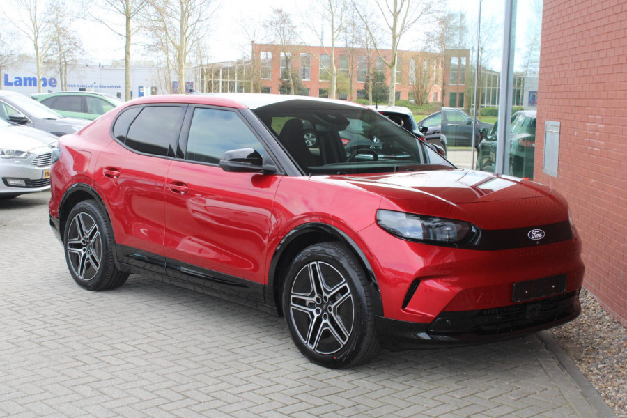 Ford Capri Premium Extended Range RWD 77 kWh | Panoramadak | 360 graden camera | Head up Display