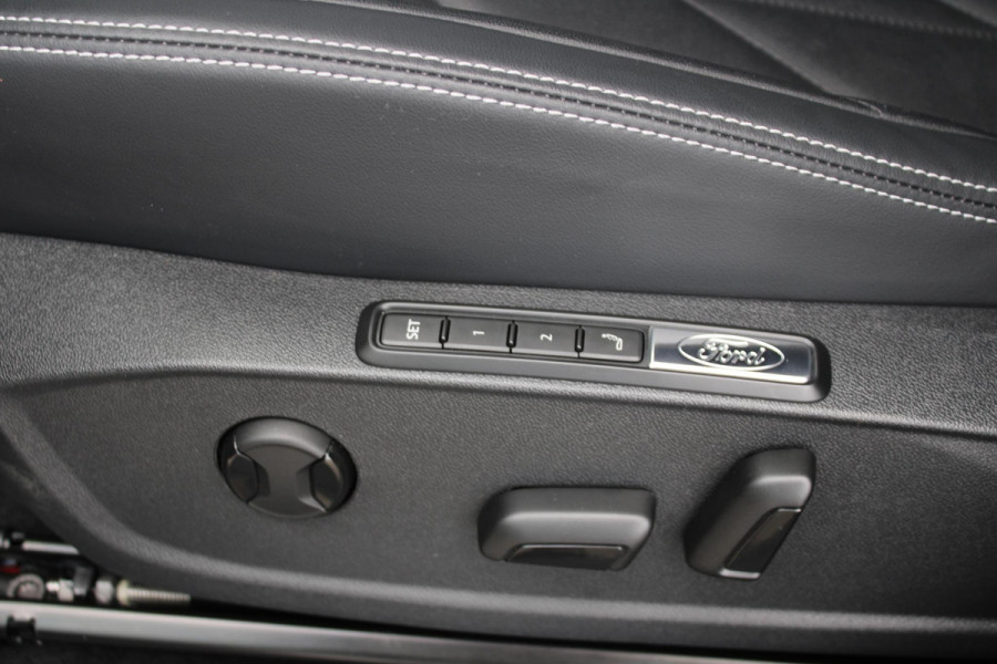 Ford Capri Premium Extended Range RWD 77 kWh | Panoramadak | 360 graden camera | Head up Display