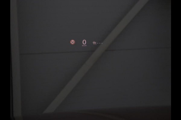 Mazda 3 2.0 e-SkyActiv-X M Hybrid 180 Luxury | Leder | Head-Up | Stoelverwarming | Trekhaak | Bose Sound | Camera | Carplay | Memory | Adaptive cruise | Navigatie | Full LED | Stuurverwarming | Keyless