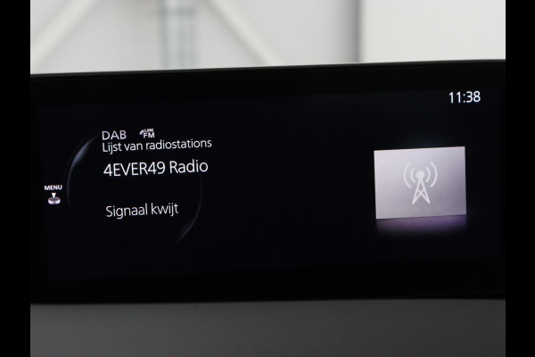 Mazda 3 2.0 e-SkyActiv-X M Hybrid 180 Luxury | Leder | Head-Up | Stoelverwarming | Trekhaak | Bose Sound | Camera | Carplay | Memory | Adaptive cruise | Navigatie | Full LED | Stuurverwarming | Keyless