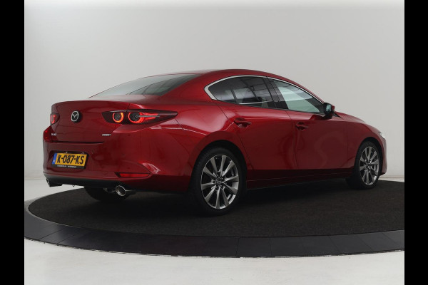 Mazda 3 2.0 e-SkyActiv-X M Hybrid 180 Luxury | Leder | Head-Up | Stoelverwarming | Trekhaak | Bose Sound | Camera | Carplay | Memory | Adaptive cruise | Navigatie | Full LED | Stuurverwarming | Keyless