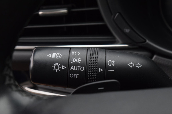 Mazda CX-30 2.0 e-SkyActiv-X M Hybrid Luxury