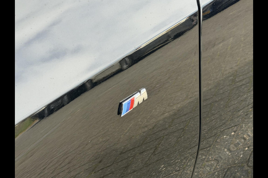 BMW 3 Serie Touring 320i High Executive M-Sport | Panoramadak | Camera | Head-Up Display | DAB | Stoelverwarming | Elektrische Achterklep |