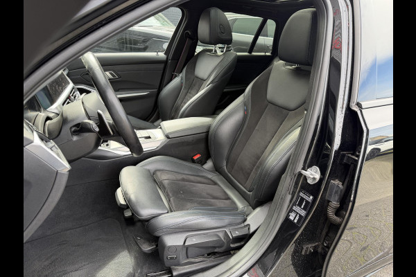 BMW 3 Serie Touring 320i High Executive M-Sport | Panoramadak | Camera | Head-Up Display | DAB | Stoelverwarming | Elektrische Achterklep |