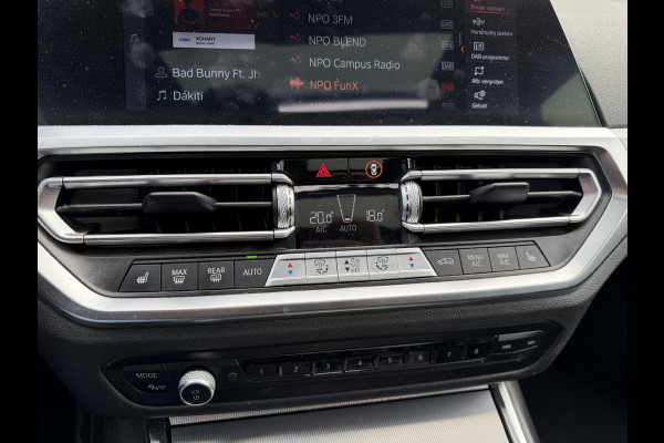 BMW 3 Serie Touring 320i High Executive M-Sport | Panoramadak | Camera | Head-Up Display | DAB | Stoelverwarming | Elektrische Achterklep |
