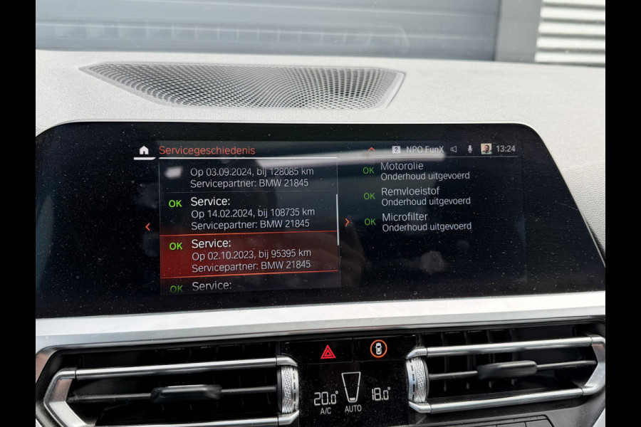 BMW 3 Serie Touring 320i High Executive M-Sport | Panoramadak | Camera | Head-Up Display | DAB | Stoelverwarming | Elektrische Achterklep |