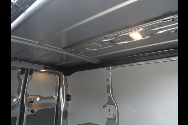 Peugeot e-Expert PREMIUM 75 kWh | LANG | CARPLAY | CRUISE | AIRCO | APK 02-2027!!