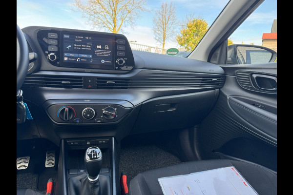 Hyundai Bayon 1.0 T-GDI Comfort TREKHAAK / CAMERA / SCHERM / NAVI / CRUISE / NL AUTO MET NAP / HYBRIDE