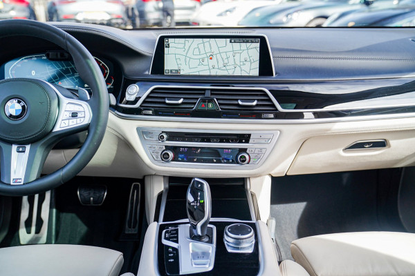 BMW 7 Serie 750i xDrive High Executive | Panorama | Luxe Leder | BMW Laser LED | Adaptieve Cruise Control | Head up dipslay |