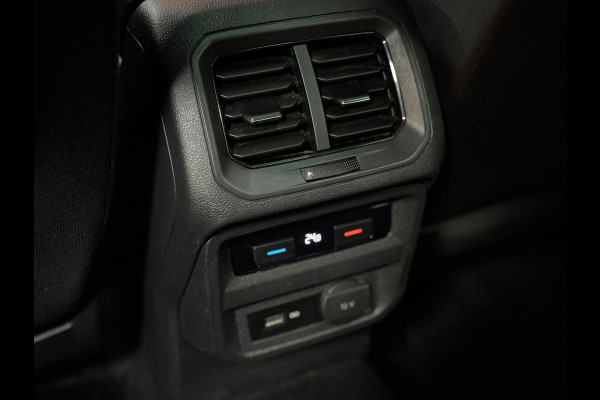 Volkswagen Tiguan Allspace 1.5 TSI Highline Business R 7P|PANO|STOELMAS|CRUISE|NAVI