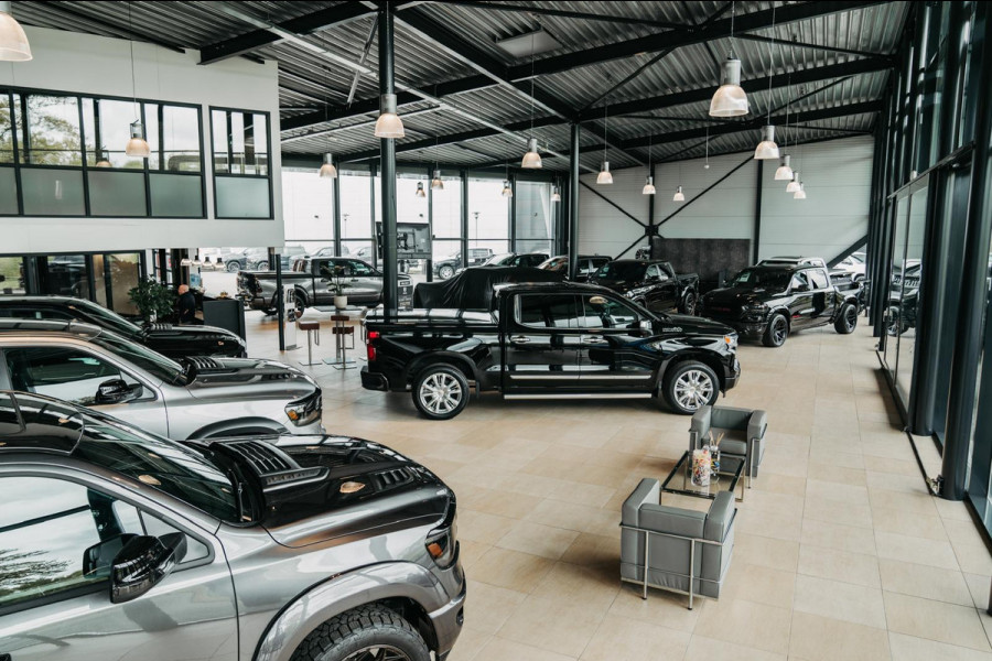 Dodge Ram LIMITED H.O 540PK 706Nm | Massage + Full Option | De Meest Luxe en Volle Pick-Up in zijn Klasse | Comfortabele Dubbele Cabine met Royale 5 Zitplaatsen | BPM vrij | Nu Leverbaar uit Voorraad | Voorraad Nr 2298 - 7479