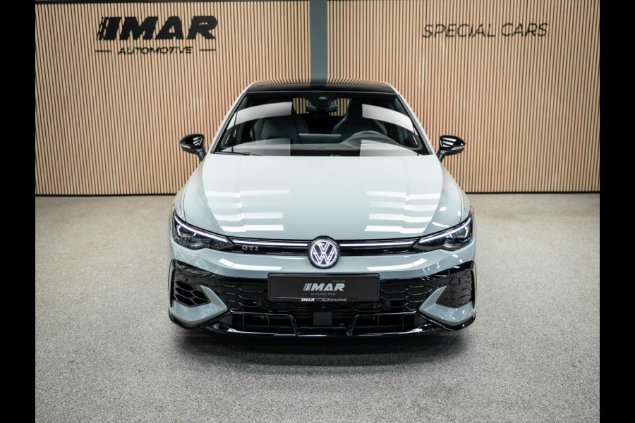 Volkswagen Golf 2.0 TSI GTI Clubsport | Akrapovic | Head-Up | Stuurverwarming | Pano |