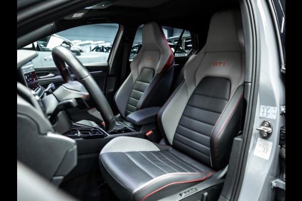 Volkswagen Golf 2.0 TSI GTI Clubsport | Akrapovic | Head-Up | Stuurverwarming | Pano |