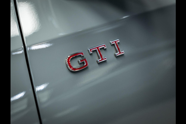 Volkswagen Golf 2.0 TSI GTI Clubsport | Akrapovic | Head-Up | Stuurverwarming | Pano |