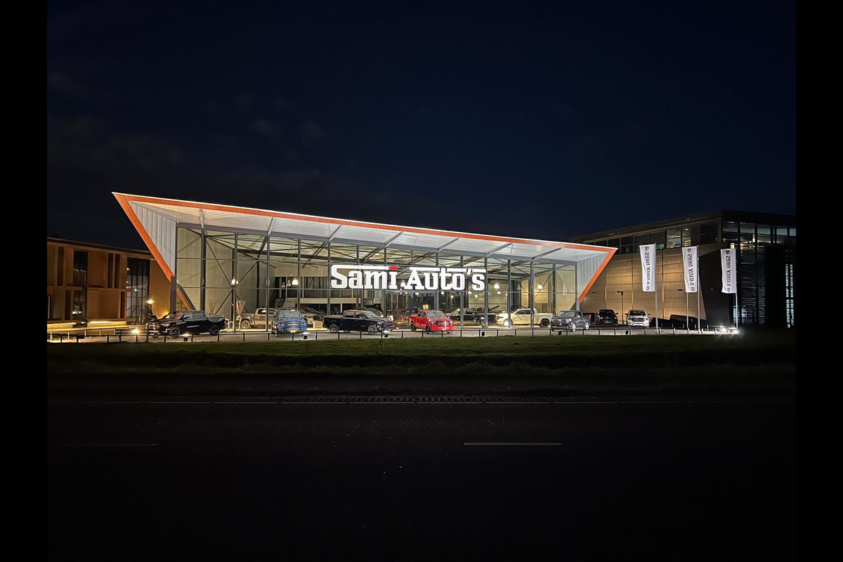 Dodge Ram LIMITED NIGHT H.O 540HP 706Nm | Massage + Full Option | De Meest Luxe en Volle Pick-Up in zijn Klasse | Comfortabele Dubbele Cabine met Royale 5 Zitplaatsen | BPM vrij | Nu Leverbaar uit Voorraad | Voorraad Nr 2370 - 5411