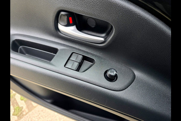 Toyota Aygo X 1.0 VVT-i MT Play - 74 Pk - Euro 6 - ParkeerCamera