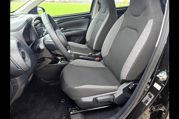 Toyota Aygo X 1.0 VVT-i MT Play - 74 Pk - Euro 6 - ParkeerCamera