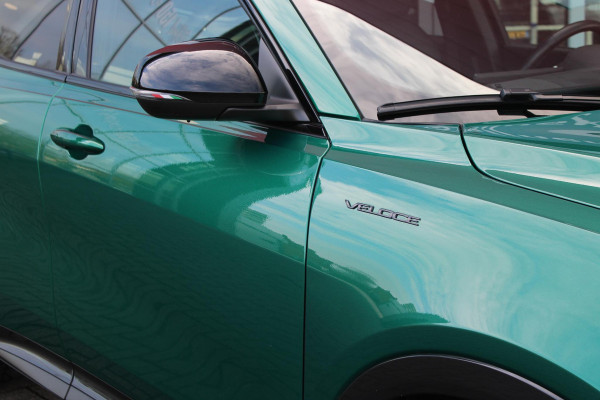Alfa Romeo Tonale 1.5T Hybrid 160PK VELOCE | AFNEEMBARE TREKHAAK | PREMIUM PACK: LEDEREN BEKLEDING/GEVENTILEERDE VOORSTOELEN/4-VOUDIG ELEKTRISCH VERSTELBARE LENDESTEUN VOORSTOELEN/ELEKTRISCH BEDIENBARE VOORSTOELEN/GEHEUGEN OP DE BESTUUDERSSTOEL/HOOGGLANS ZWARTE RAAMOMLIJSTING/AMBIENT LIGHTING | TECHNOLOGY PACK: PARKEERWAARSCHUWING VOOR EN ACHTER/360° CAMERA/AUTOMATISCH INPARKEREN/ AUTONOMOUS DRIVING LEVEL 2: ADAPTIVE CRUISE CONTROL/LANE CENTERING ASSIST/TRAFFIC JAM ASSIST DODEHOEK DETECTIE AUTOMATISCH DIMMENDE BUITENSPIEGELS ELEKTRISCH BEDIENBARE ACHTERKLEP | WINTERPACK: STOELVERWARMING