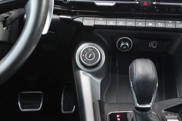 Alfa Romeo Tonale 1.5T Hybrid 160PK VELOCE | AFNEEMBARE TREKHAAK | PREMIUM PACK: LEDEREN BEKLEDING/GEVENTILEERDE VOORSTOELEN/4-VOUDIG ELEKTRISCH VERSTELBARE LENDESTEUN VOORSTOELEN/ELEKTRISCH BEDIENBARE VOORSTOELEN/GEHEUGEN OP DE BESTUUDERSSTOEL/HOOGGLANS ZWARTE RAAMOMLIJSTING/AMBIENT LIGHTING | TECHNOLOGY PACK: PARKEERWAARSCHUWING VOOR EN ACHTER/360° CAMERA/AUTOMATISCH INPARKEREN/ AUTONOMOUS DRIVING LEVEL 2: ADAPTIVE CRUISE CONTROL/LANE CENTERING ASSIST/TRAFFIC JAM ASSIST DODEHOEK DETECTIE AUTOMATISCH DIMMENDE BUITENSPIEGELS ELEKTRISCH BEDIENBARE ACHTERKLEP | WINTERPACK: STOELVERWARMING