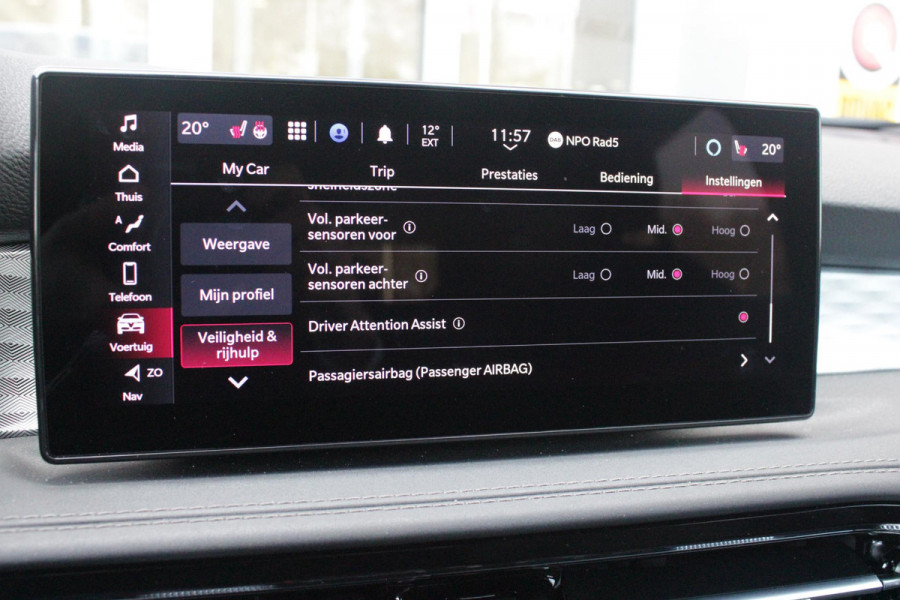 Alfa Romeo Tonale 1.5T Hybrid 160PK VELOCE | AFNEEMBARE TREKHAAK | PREMIUM PACK: LEDEREN BEKLEDING/GEVENTILEERDE VOORSTOELEN/4-VOUDIG ELEKTRISCH VERSTELBARE LENDESTEUN VOORSTOELEN/ELEKTRISCH BEDIENBARE VOORSTOELEN/GEHEUGEN OP DE BESTUUDERSSTOEL/HOOGGLANS ZWARTE RAAMOMLIJSTING/AMBIENT LIGHTING | TECHNOLOGY PACK: PARKEERWAARSCHUWING VOOR EN ACHTER/360° CAMERA/AUTOMATISCH INPARKEREN/ AUTONOMOUS DRIVING LEVEL 2: ADAPTIVE CRUISE CONTROL/LANE CENTERING ASSIST/TRAFFIC JAM ASSIST DODEHOEK DETECTIE AUTOMATISCH DIMMENDE BUITENSPIEGELS ELEKTRISCH BEDIENBARE ACHTERKLEP | WINTERPACK: STOELVERWARMING