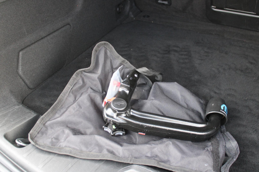 Alfa Romeo Tonale 1.5T Hybrid 160PK VELOCE | AFNEEMBARE TREKHAAK | PREMIUM PACK: LEDEREN BEKLEDING/GEVENTILEERDE VOORSTOELEN/4-VOUDIG ELEKTRISCH VERSTELBARE LENDESTEUN VOORSTOELEN/ELEKTRISCH BEDIENBARE VOORSTOELEN/GEHEUGEN OP DE BESTUUDERSSTOEL/HOOGGLANS ZWARTE RAAMOMLIJSTING/AMBIENT LIGHTING | TECHNOLOGY PACK: PARKEERWAARSCHUWING VOOR EN ACHTER/360° CAMERA/AUTOMATISCH INPARKEREN/ AUTONOMOUS DRIVING LEVEL 2: ADAPTIVE CRUISE CONTROL/LANE CENTERING ASSIST/TRAFFIC JAM ASSIST DODEHOEK DETECTIE AUTOMATISCH DIMMENDE BUITENSPIEGELS ELEKTRISCH BEDIENBARE ACHTERKLEP | WINTERPACK: STOELVERWARMING